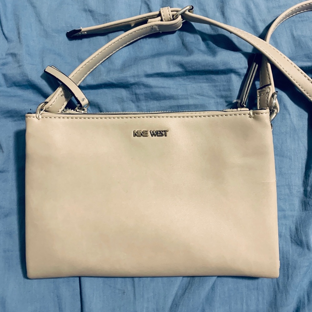 Nine West crossbody purse!